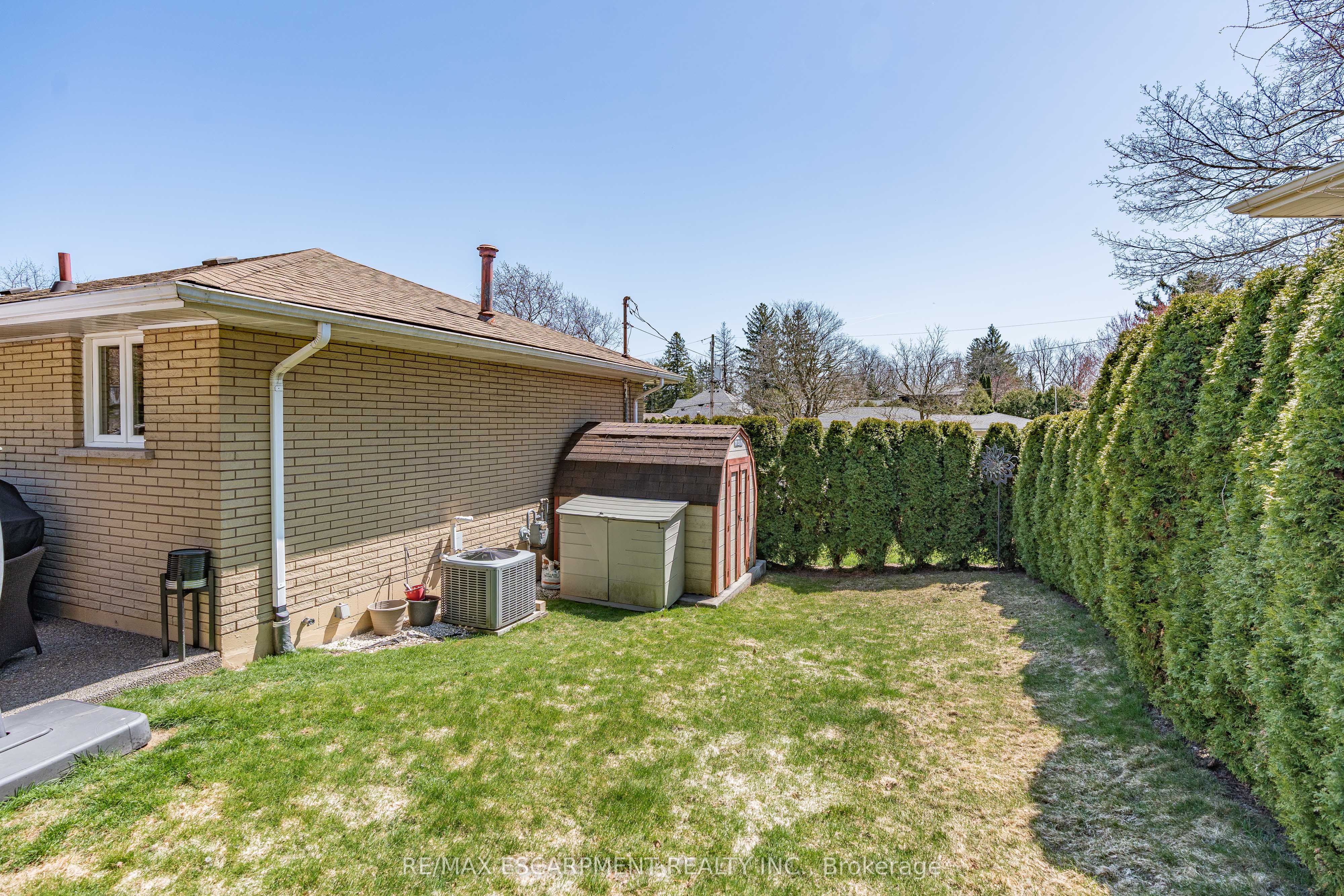 77 Hill Crest N/a Property Photo 25