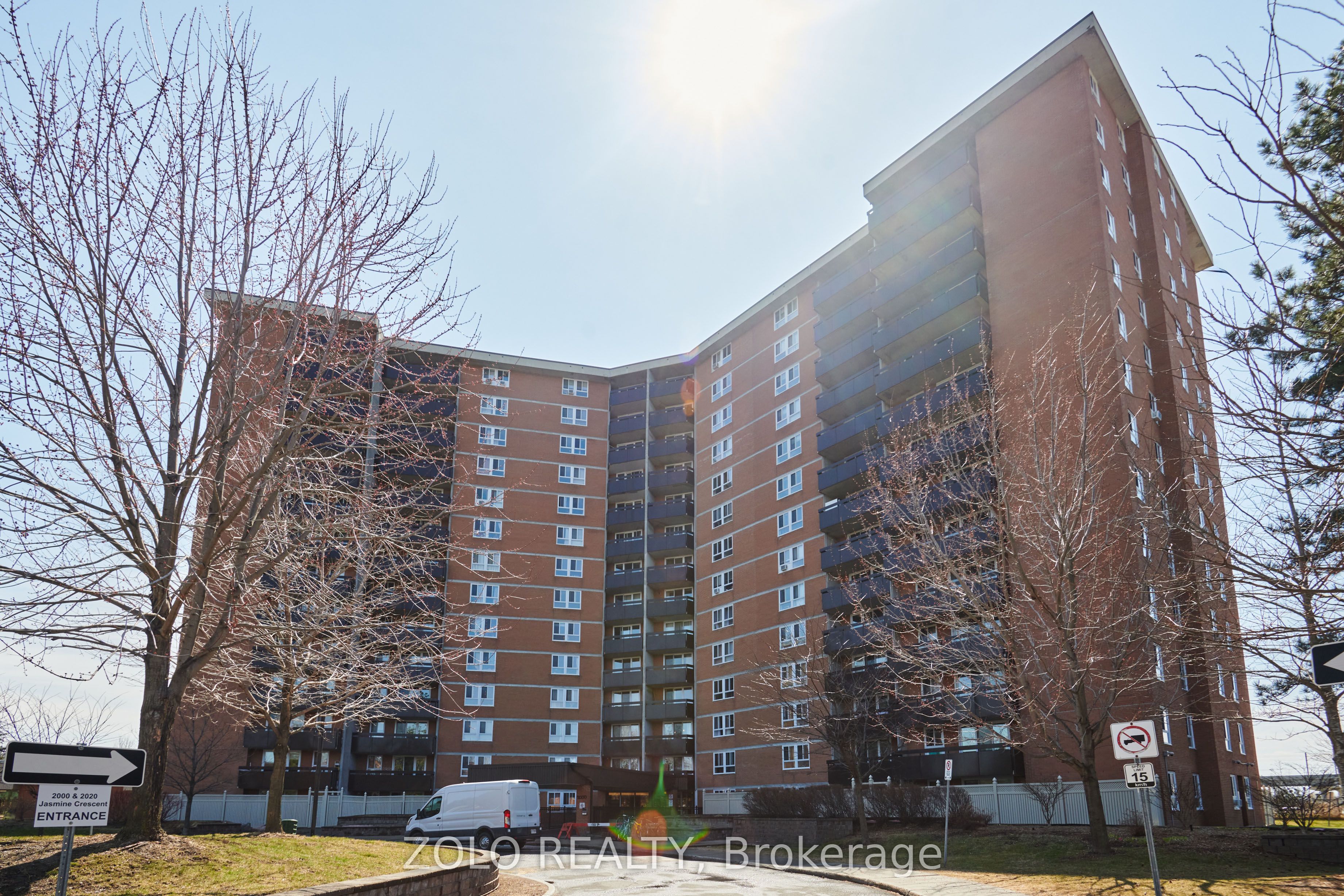 #905 - 2000 Jasmine Crescent Property Photo 1