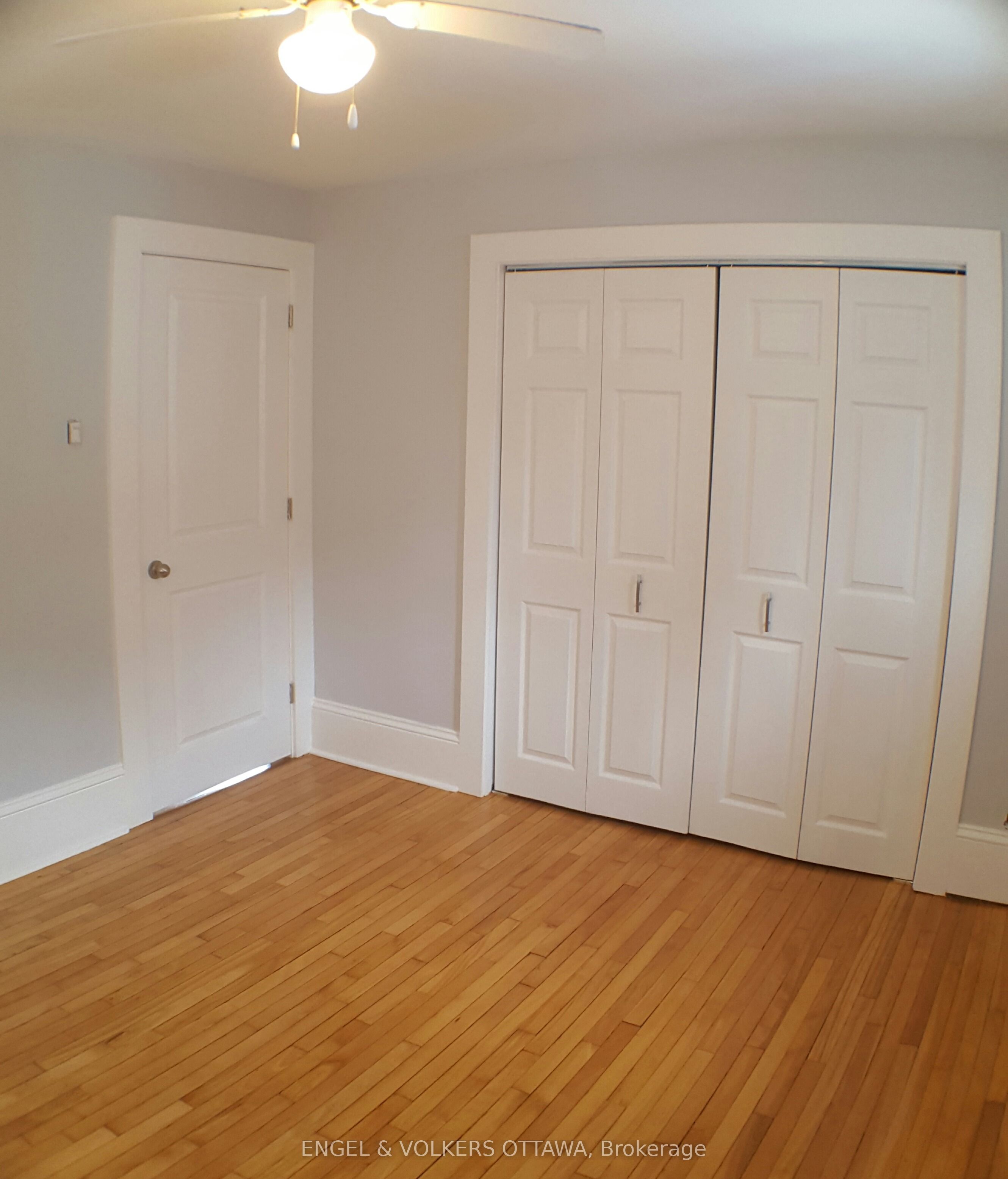 989 Bakervale Drive Property Photo 18