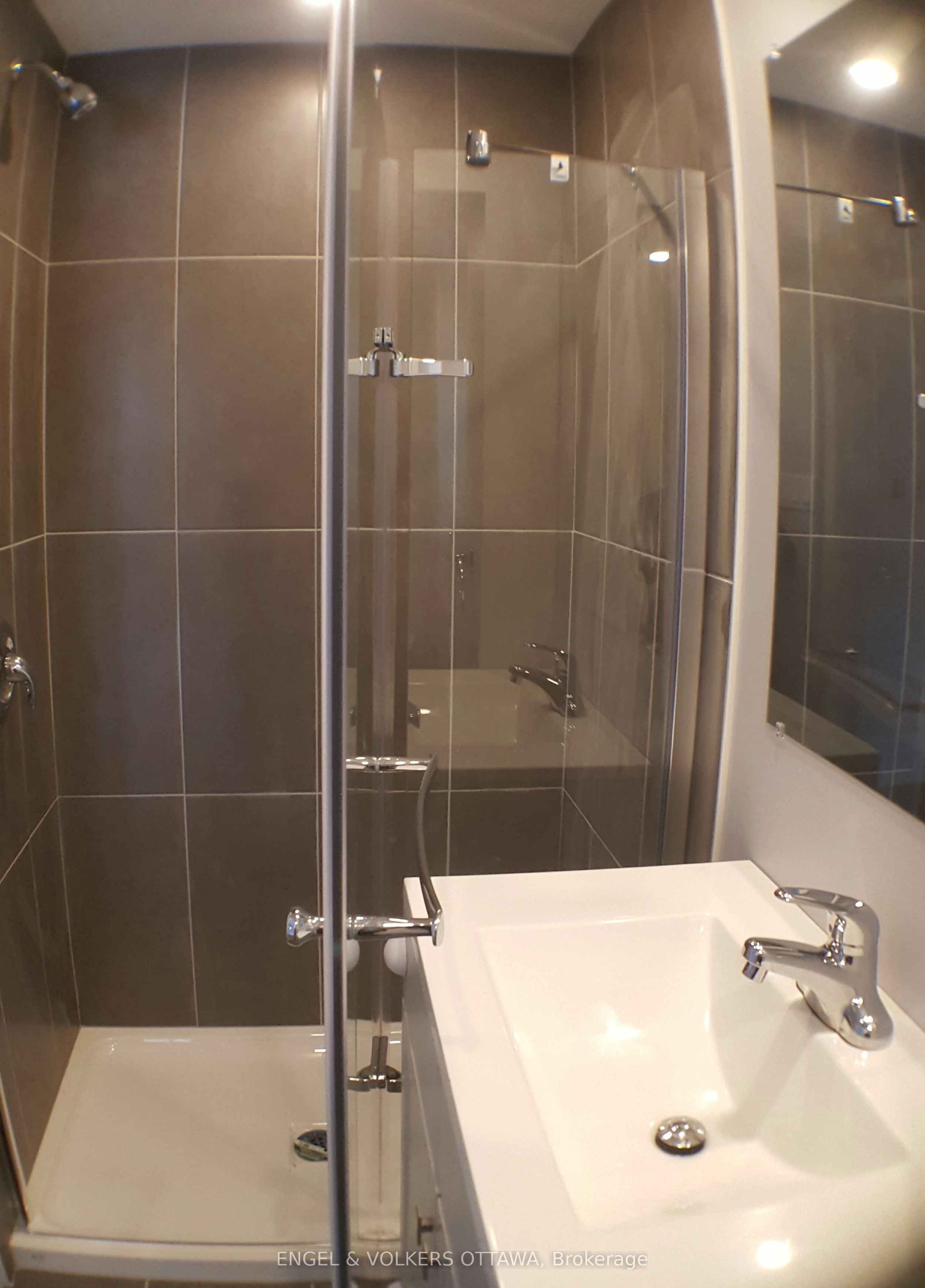 989 Bakervale Drive Property Photo 28