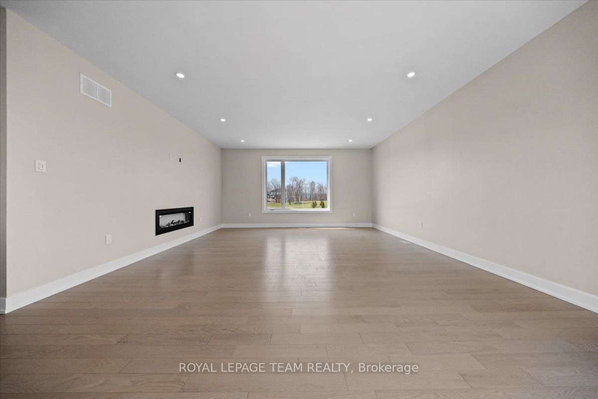 72 Synergy Way Property Photo 10