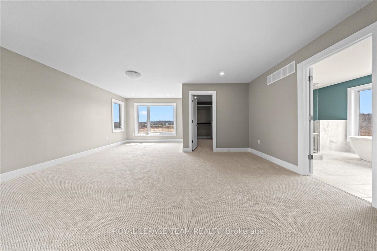 72 Synergy Way Property Photo 17