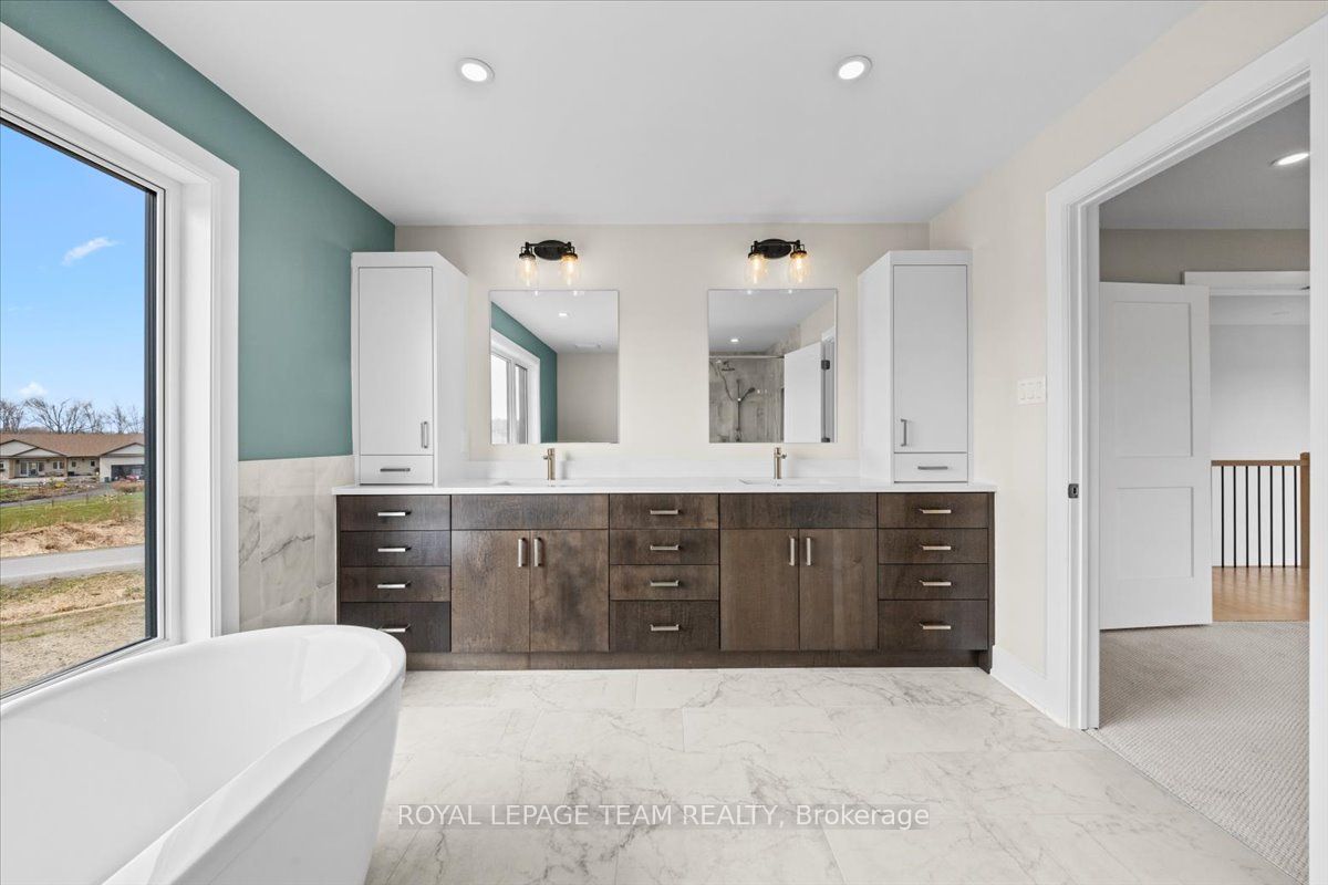 72 Synergy Way Property Photo 23