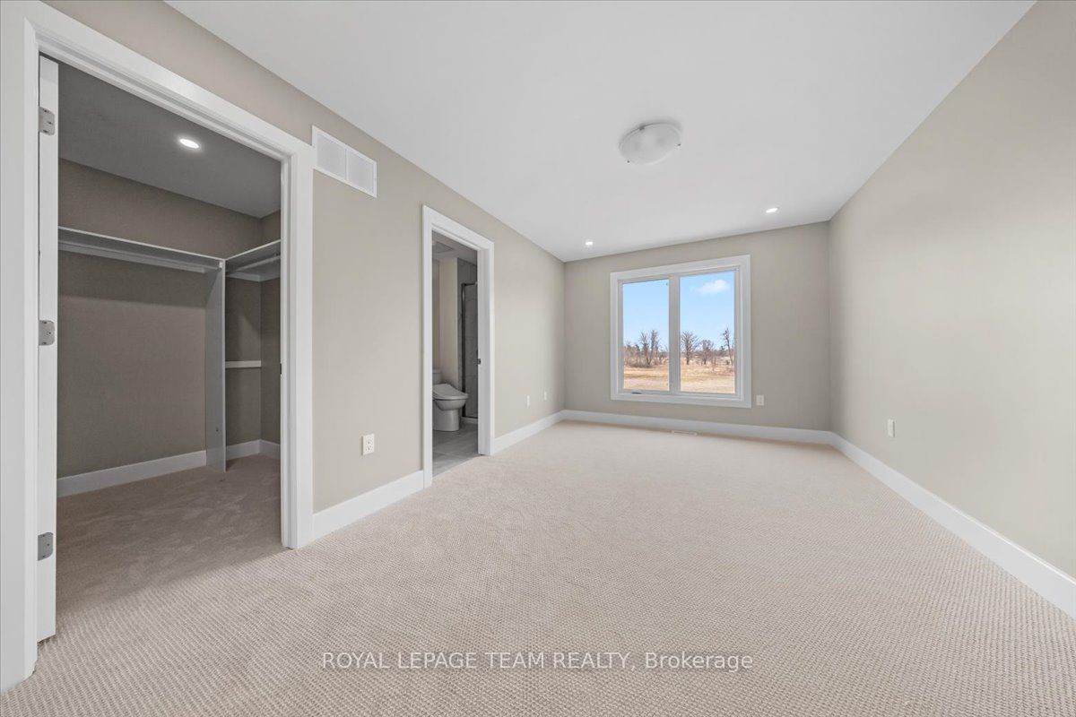 72 Synergy Way Property Photo 24