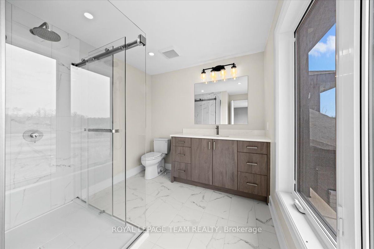 72 Synergy Way Property Photo 31