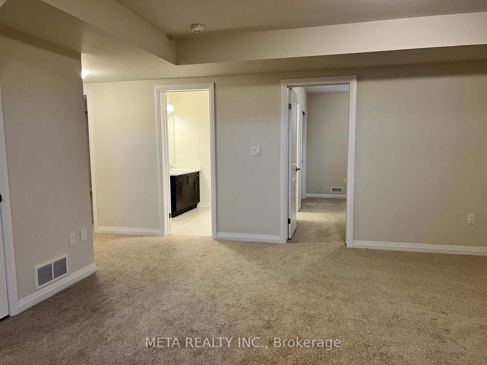 1013 Kraft Road N Property Photo 43