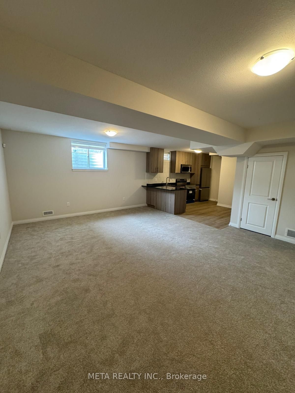 1013 Kraft Road N Property Photo 45