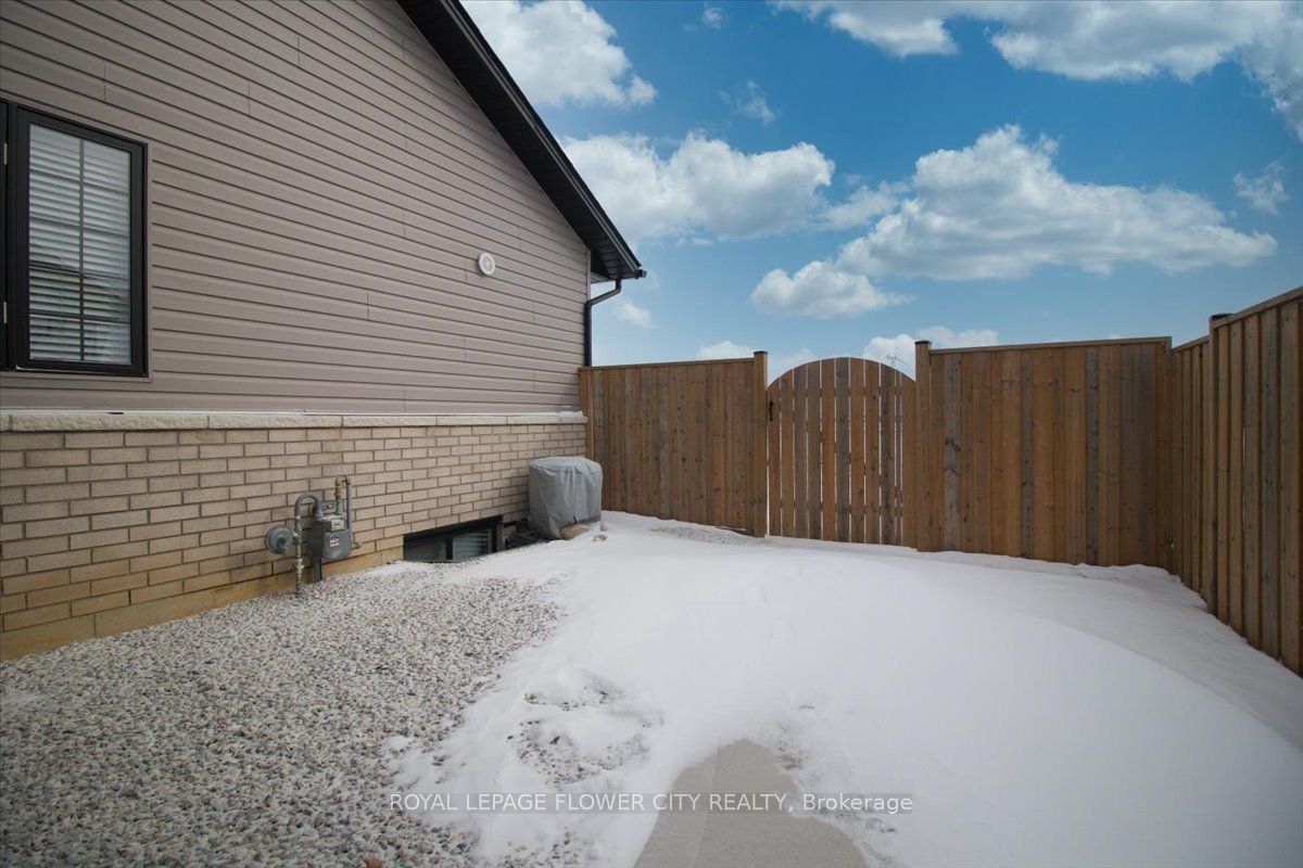 58 Sleepy Meadow Drive Property Photo 6