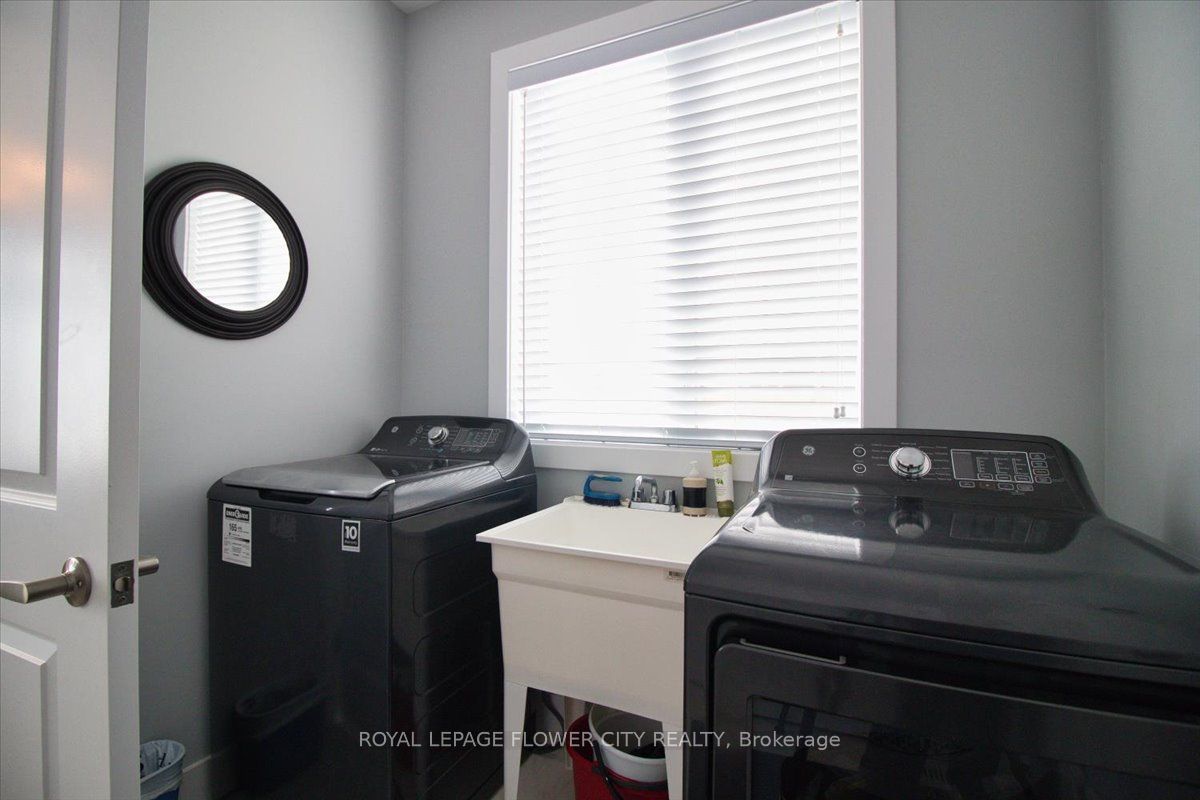 58 Sleepy Meadow Drive Property Photo 14