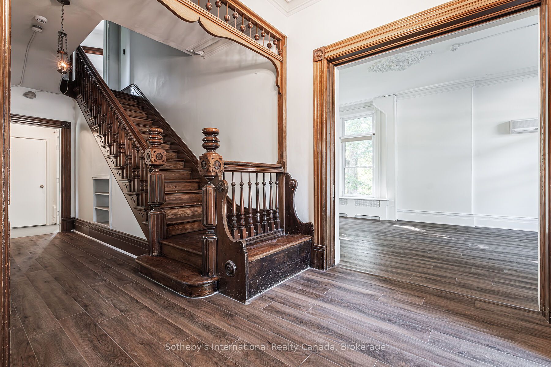 199 Grand River Street Property Photo 18