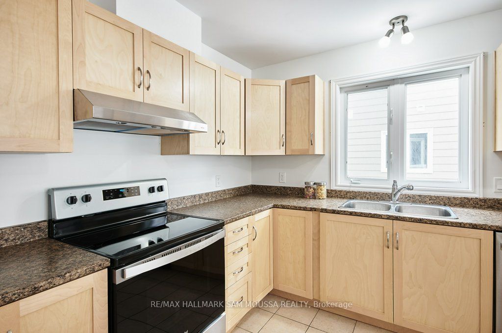 1176 South Russell Road Property Photo 10