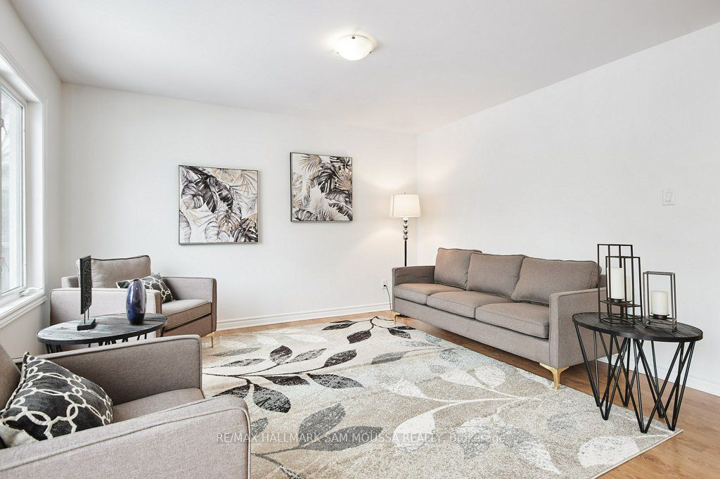 1176 South Russell Road Property Photo 15