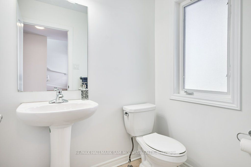 1176 South Russell Road Property Photo 16