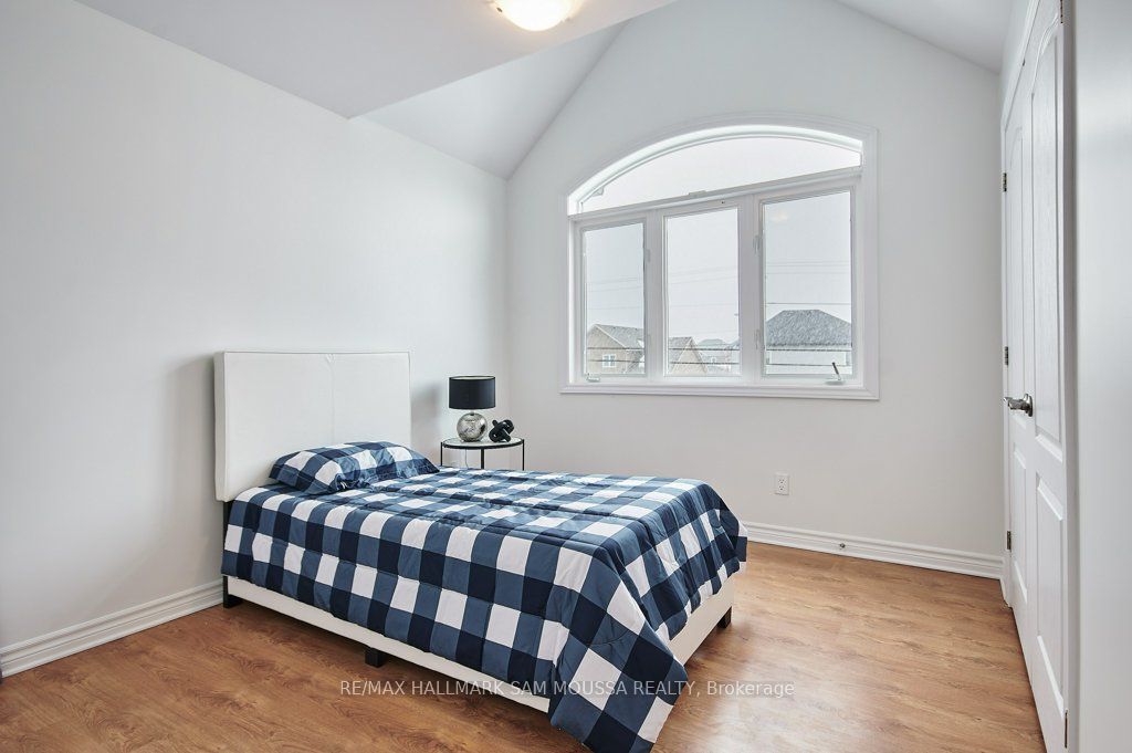 1176 South Russell Road Property Photo 23