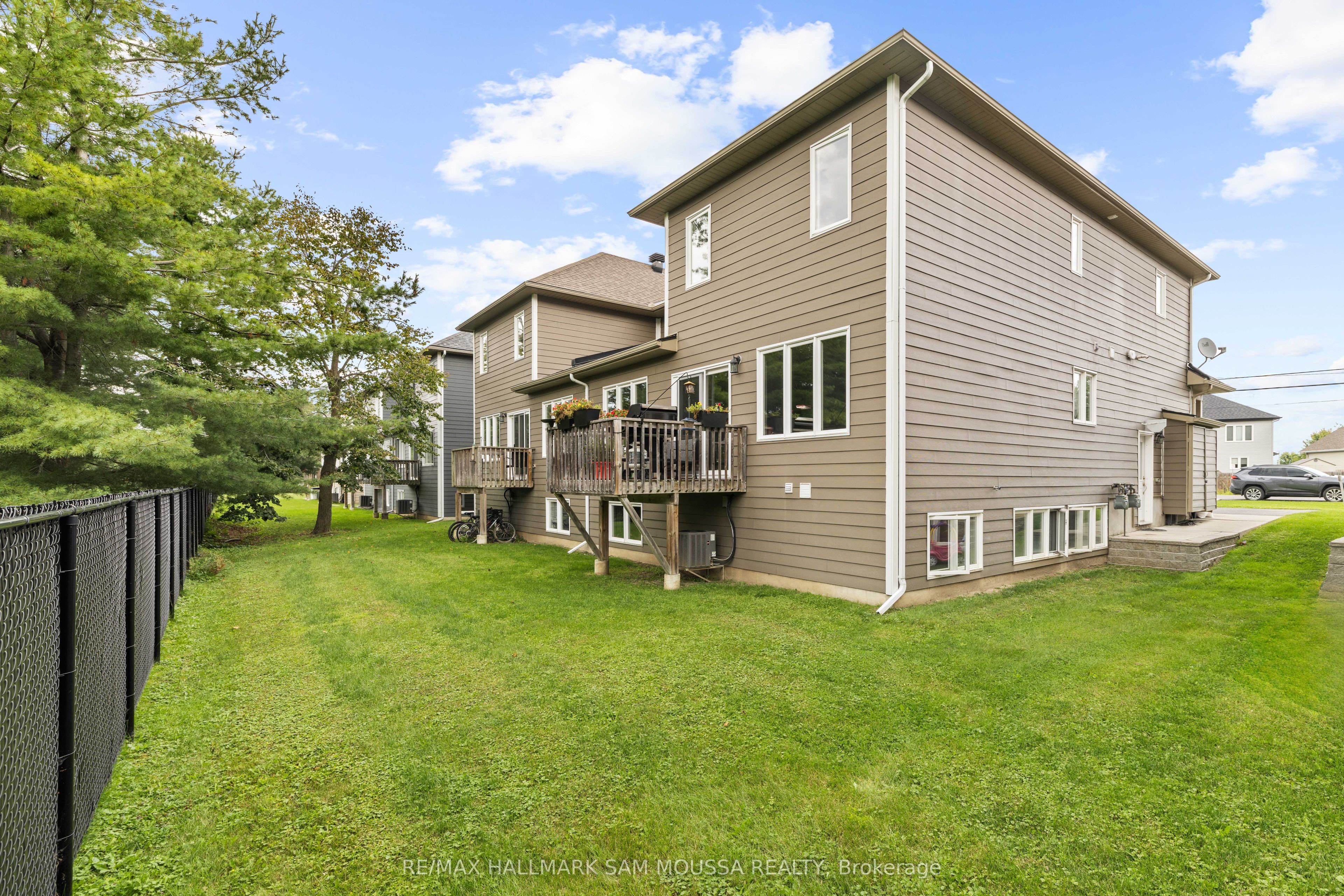 1176 South Russell Road Property Photo 37