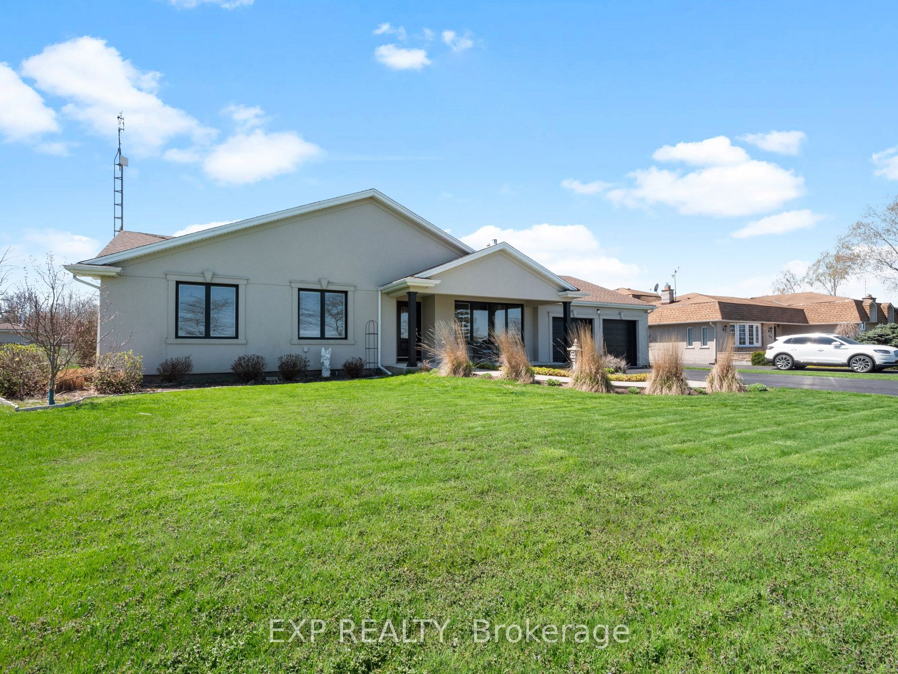 2189 Niagara Parkway Property Photo 4