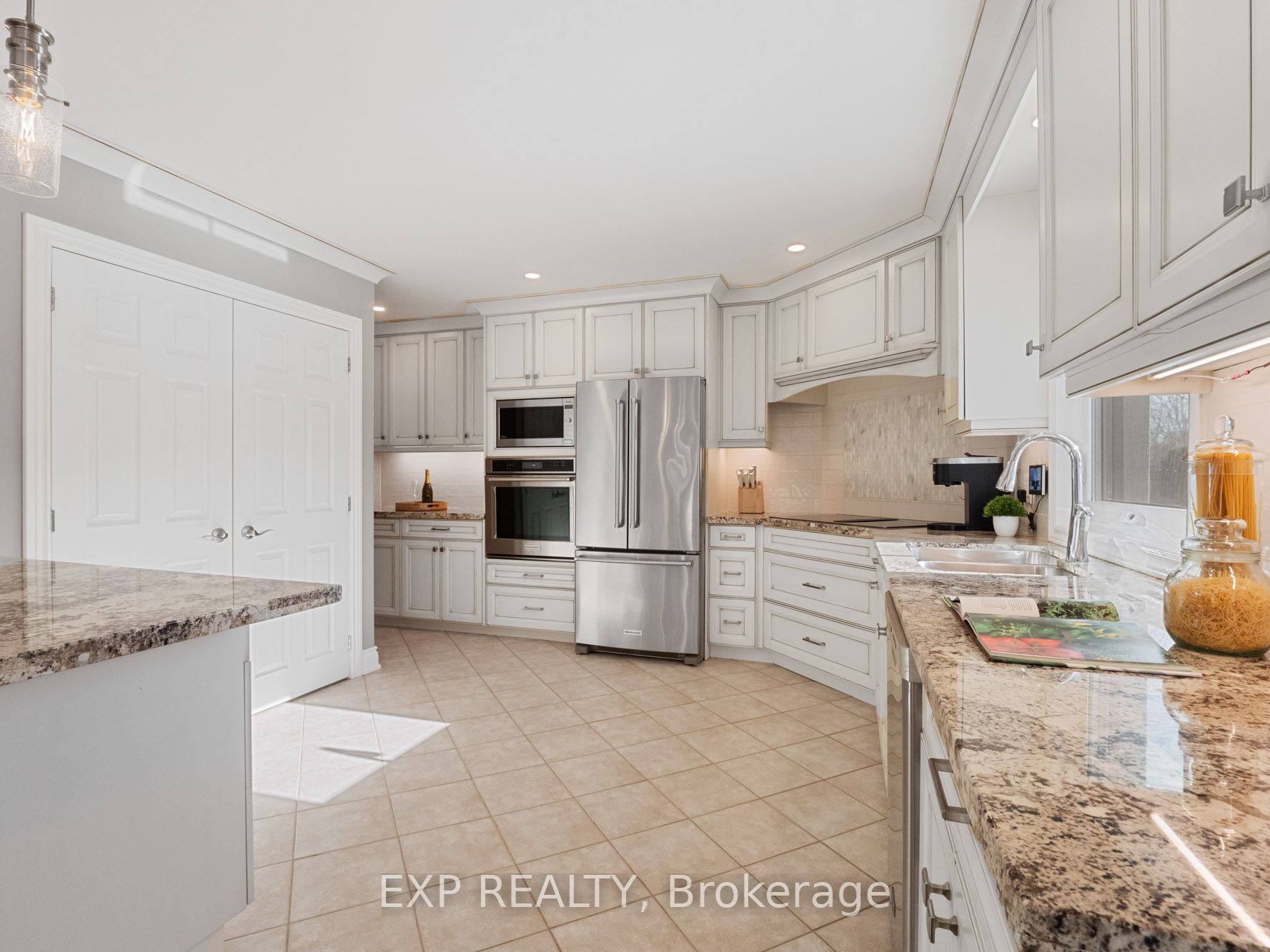 2189 Niagara Parkway Property Photo 11