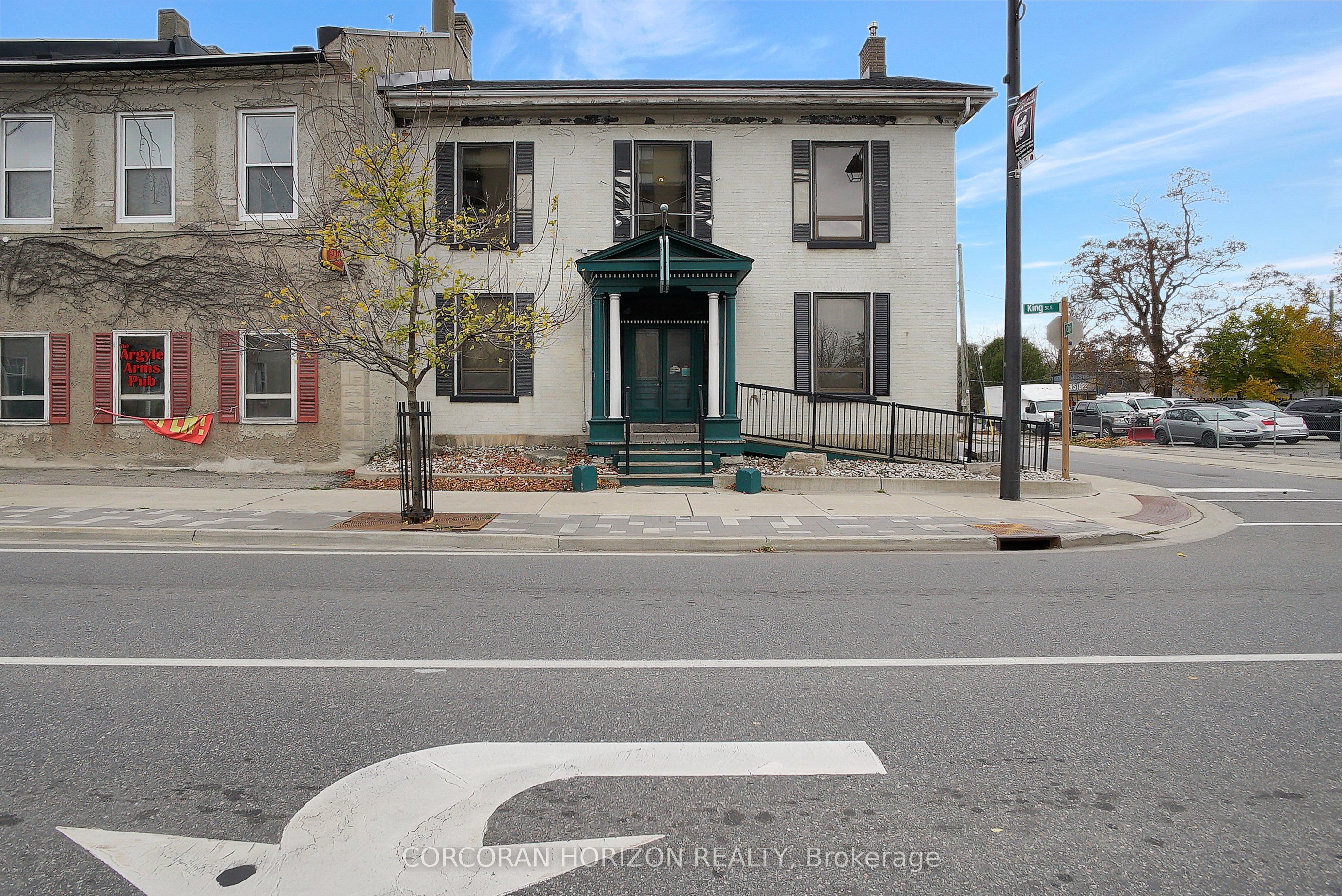 204 King Street Property Photo 2