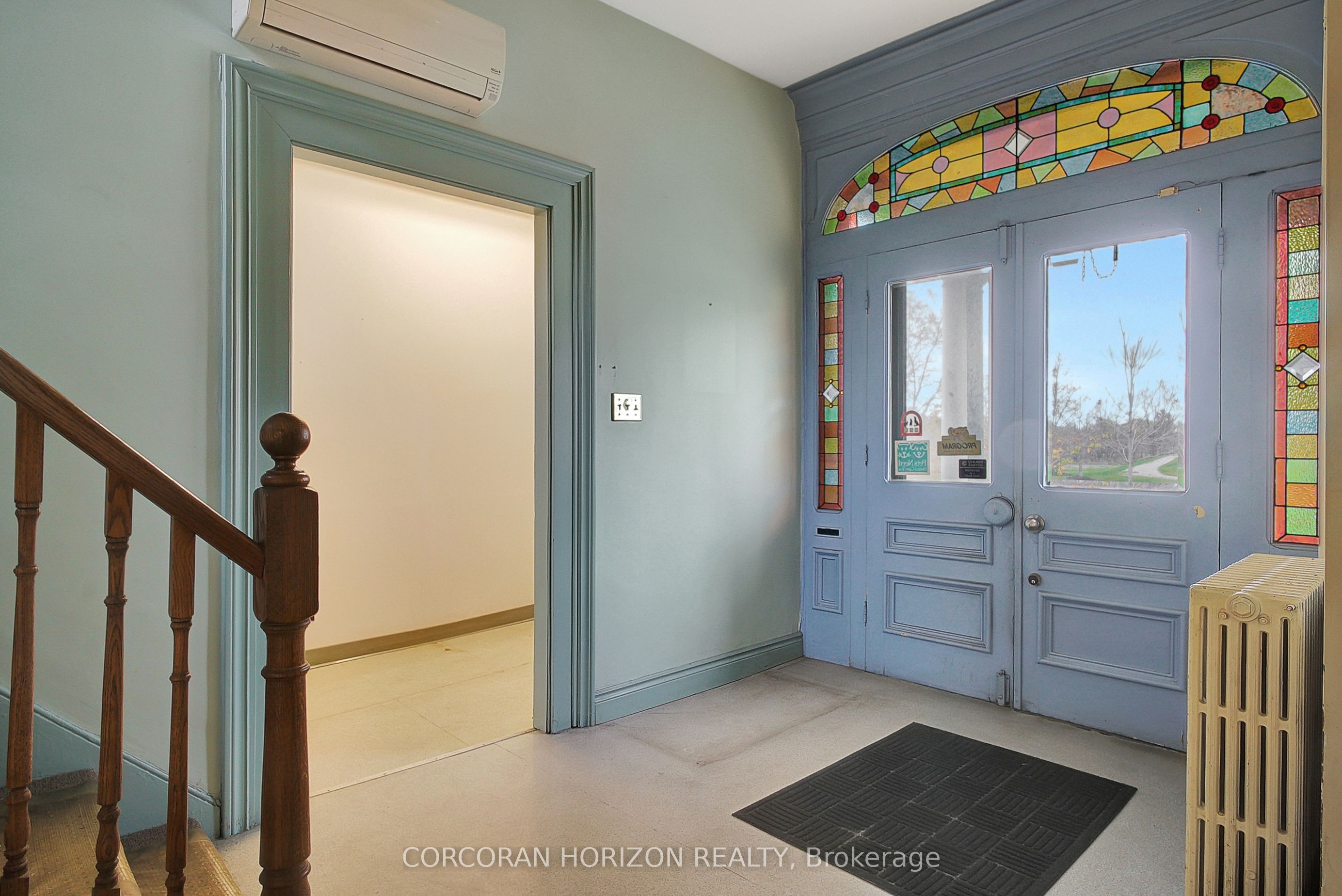 204 King Street Property Photo 6