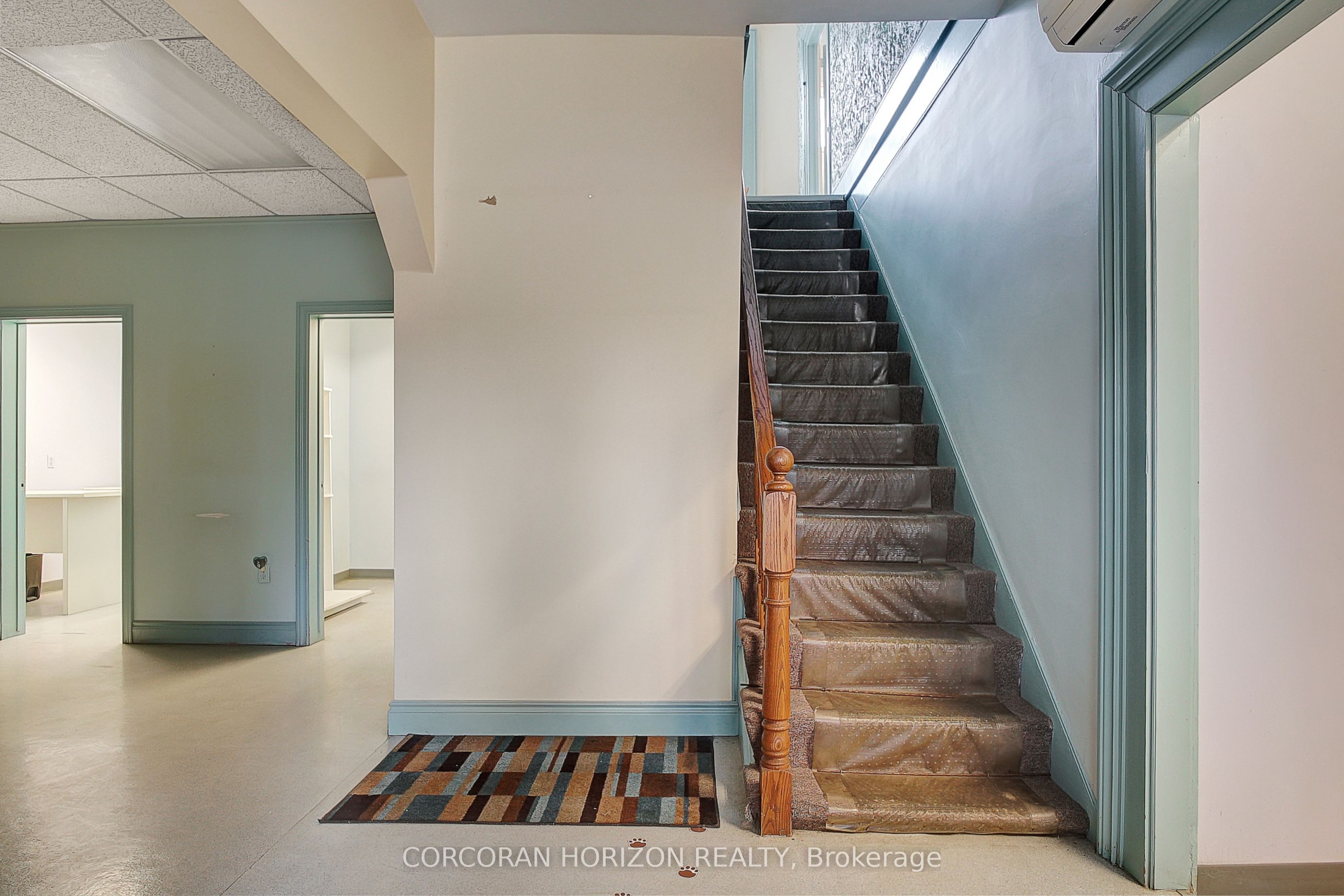 204 King Street Property Photo 7