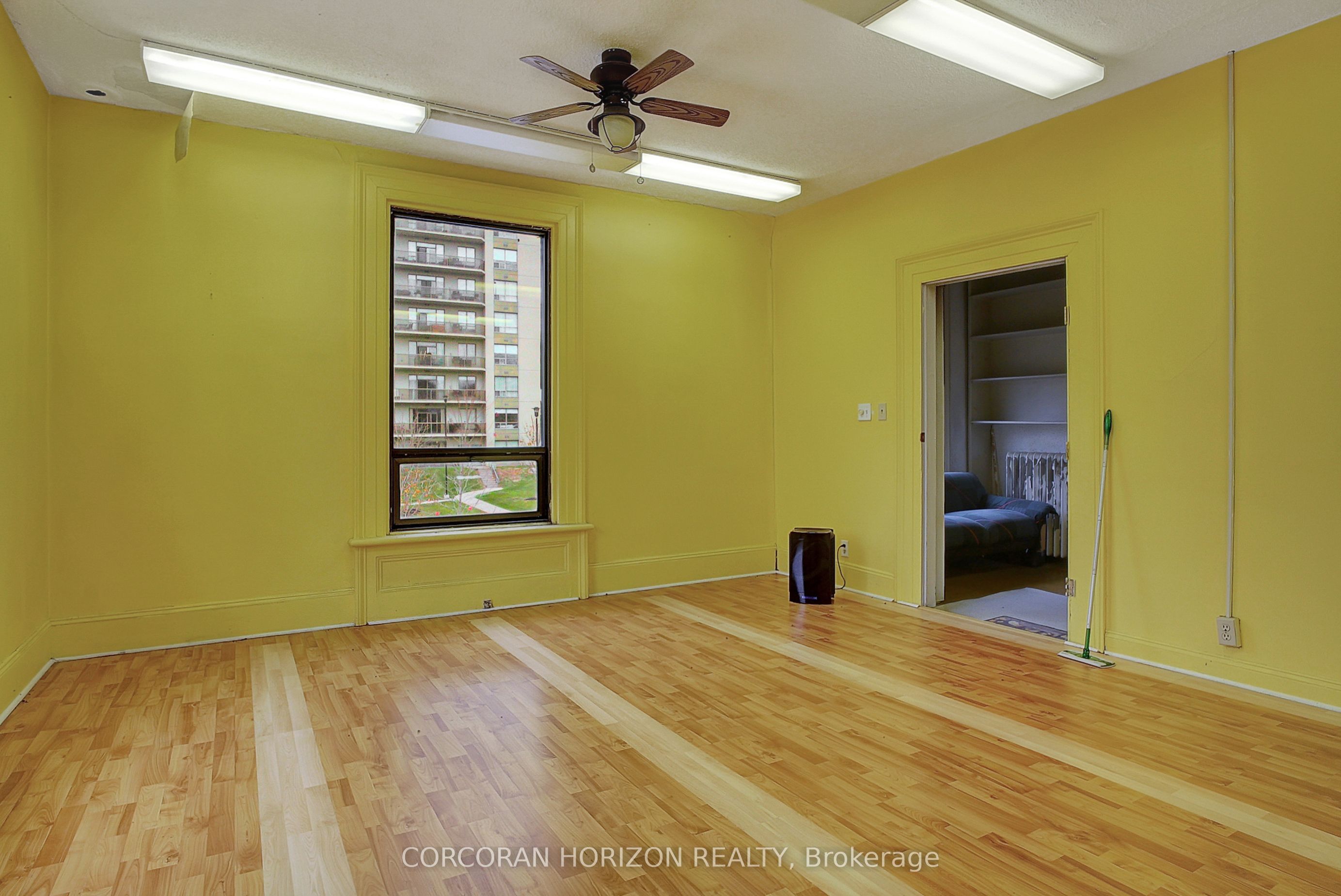 204 King Street Property Photo 32