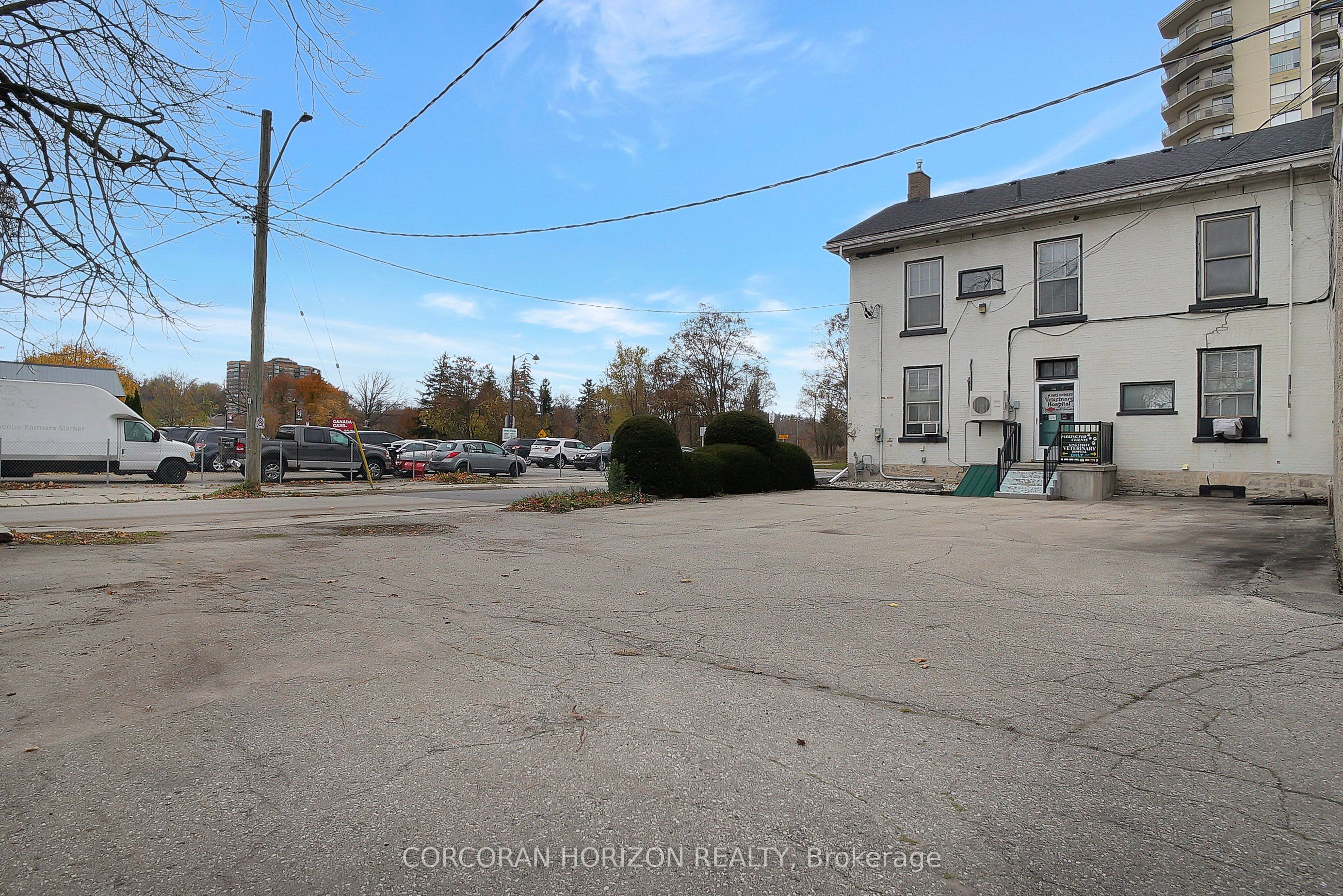 204 King Street Property Photo 34
