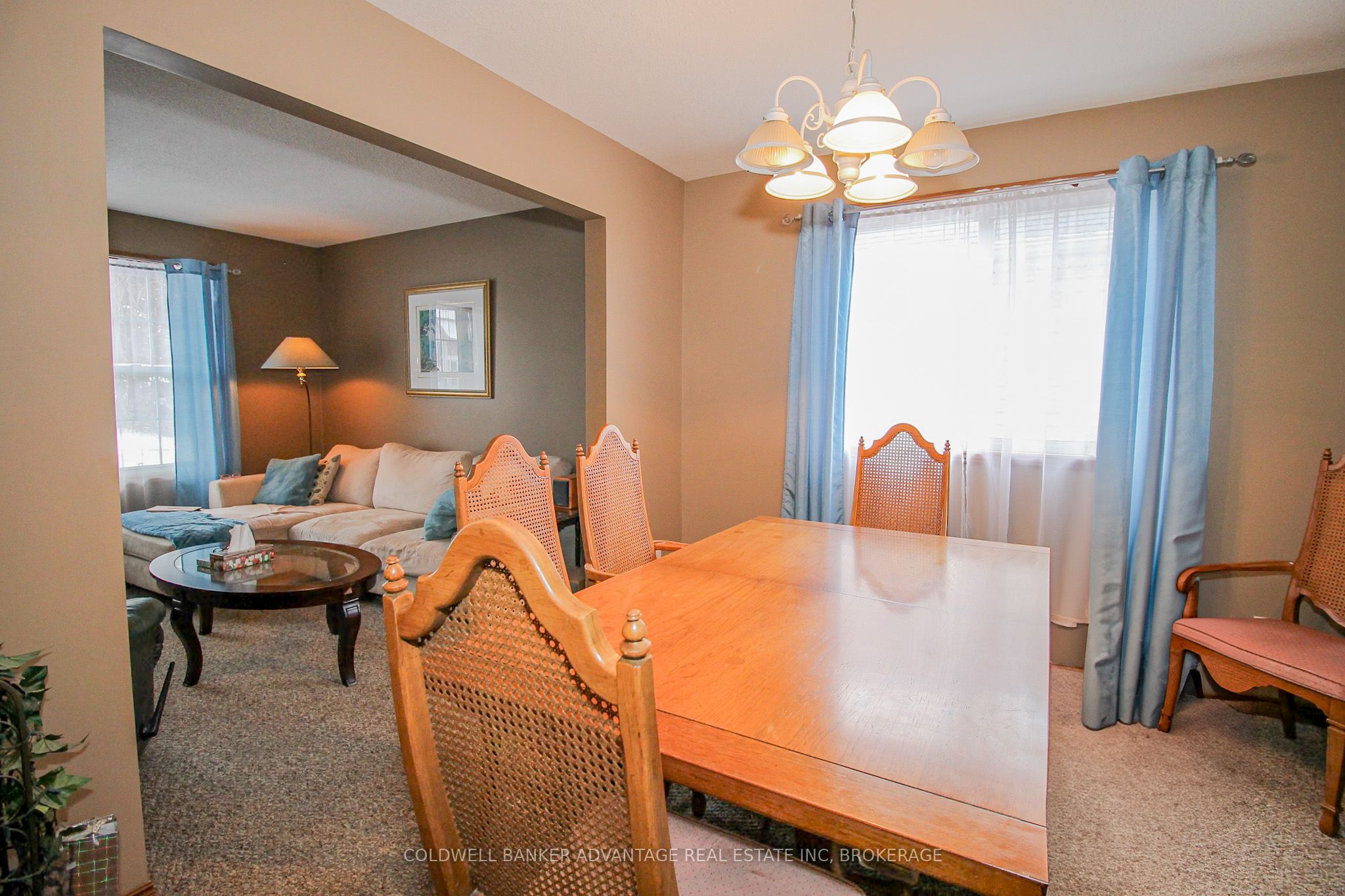19 Windle Village Crescent Property Photo 9