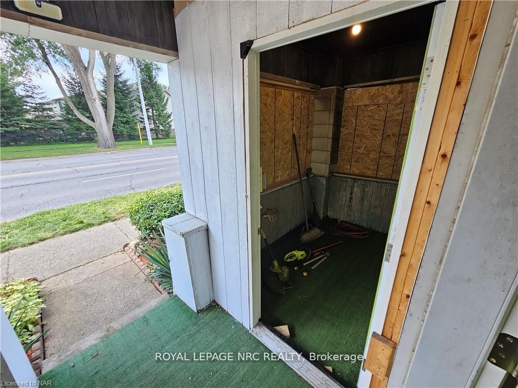 170 Niagara Street W Property Photo 5