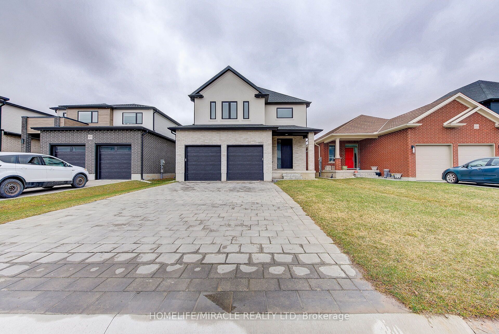 1480 Medway Park Drive Property Photo 1