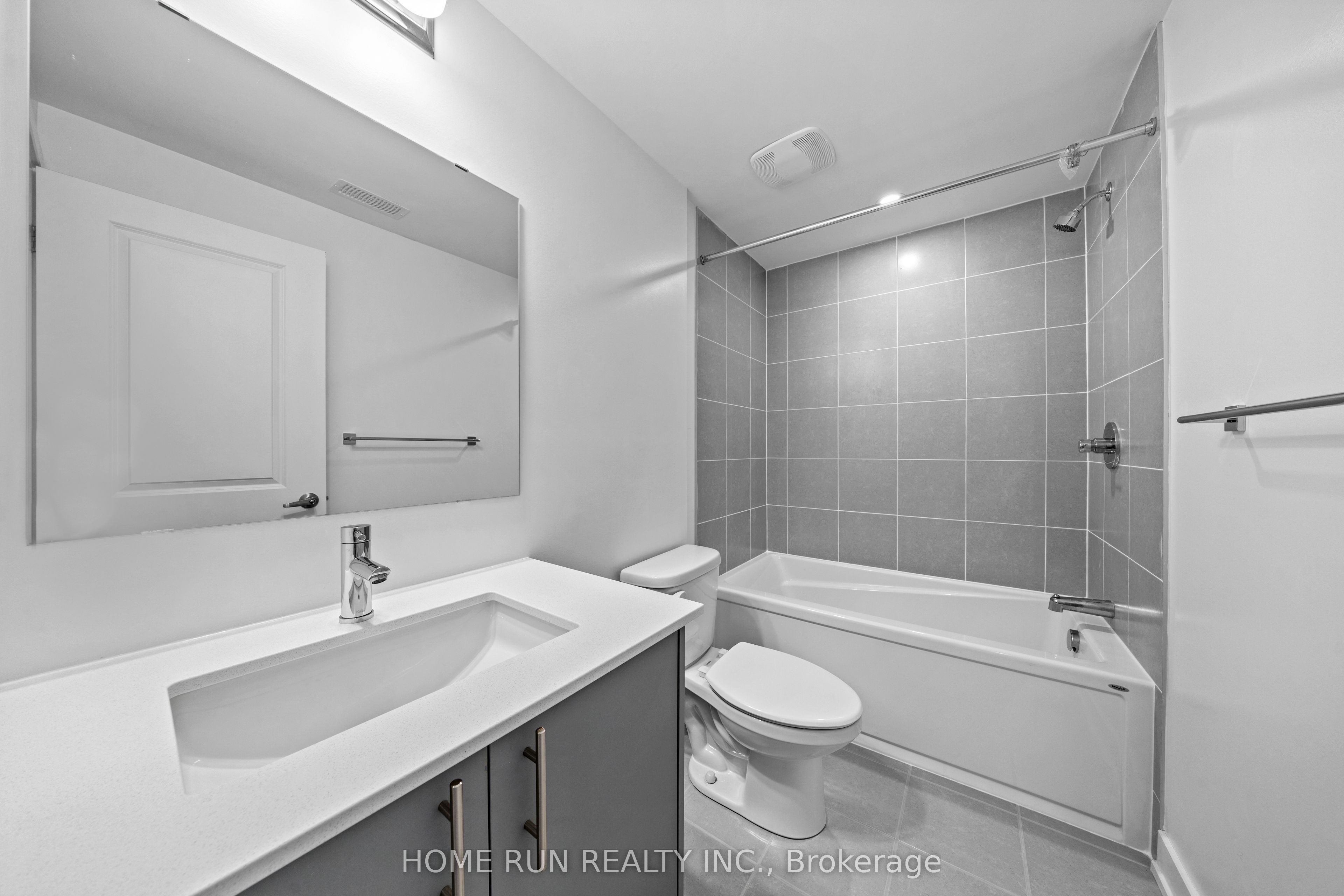 909 Beckton Heights Property Photo 22