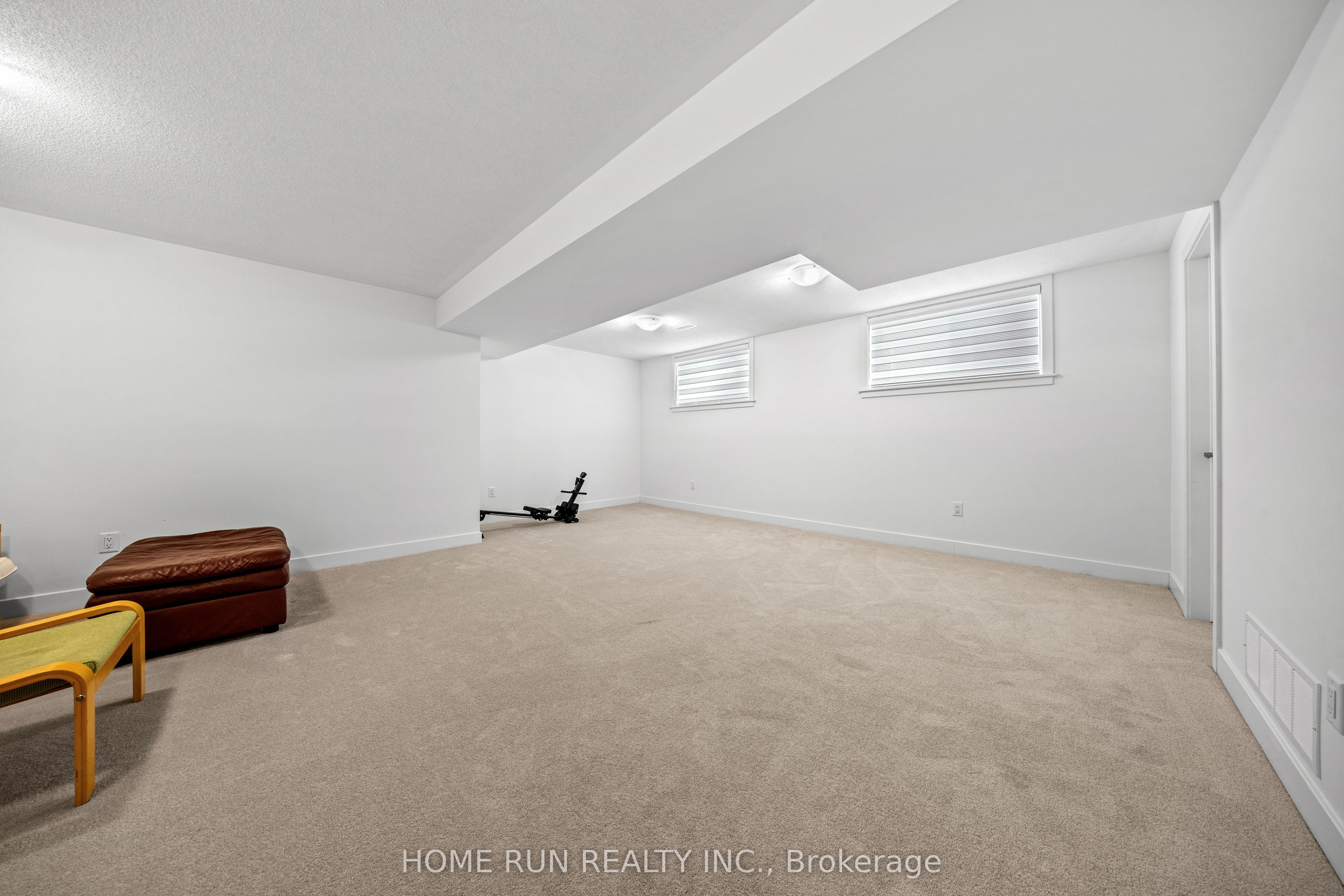 909 Beckton Heights Property Photo 38