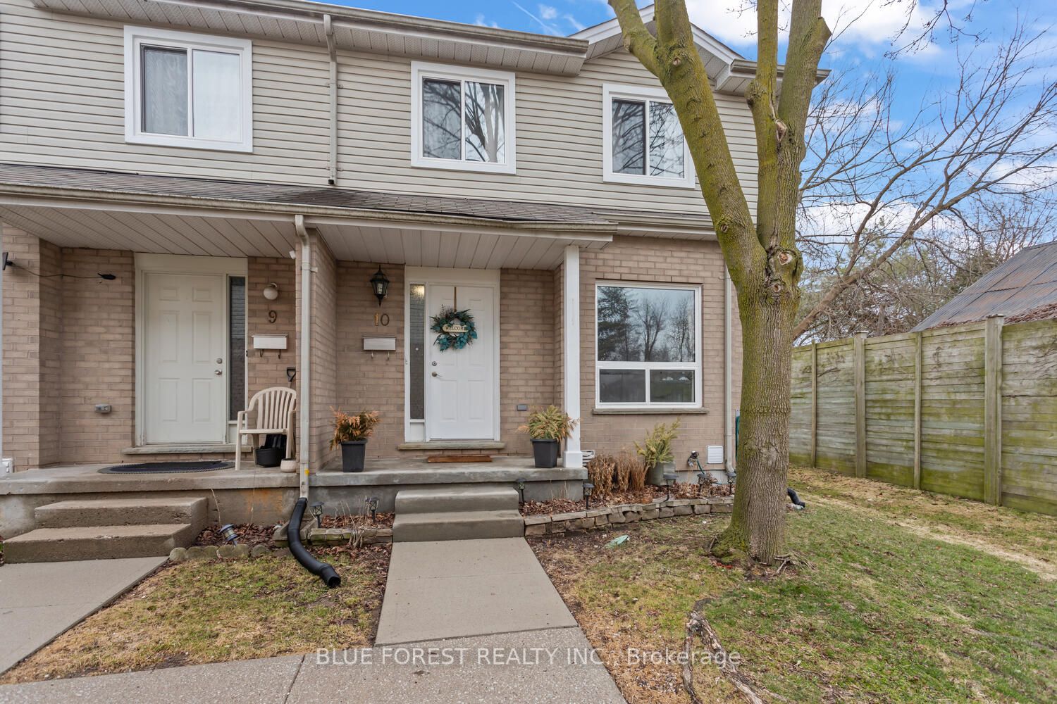 #10 - 484 Third Street Property Photo 1