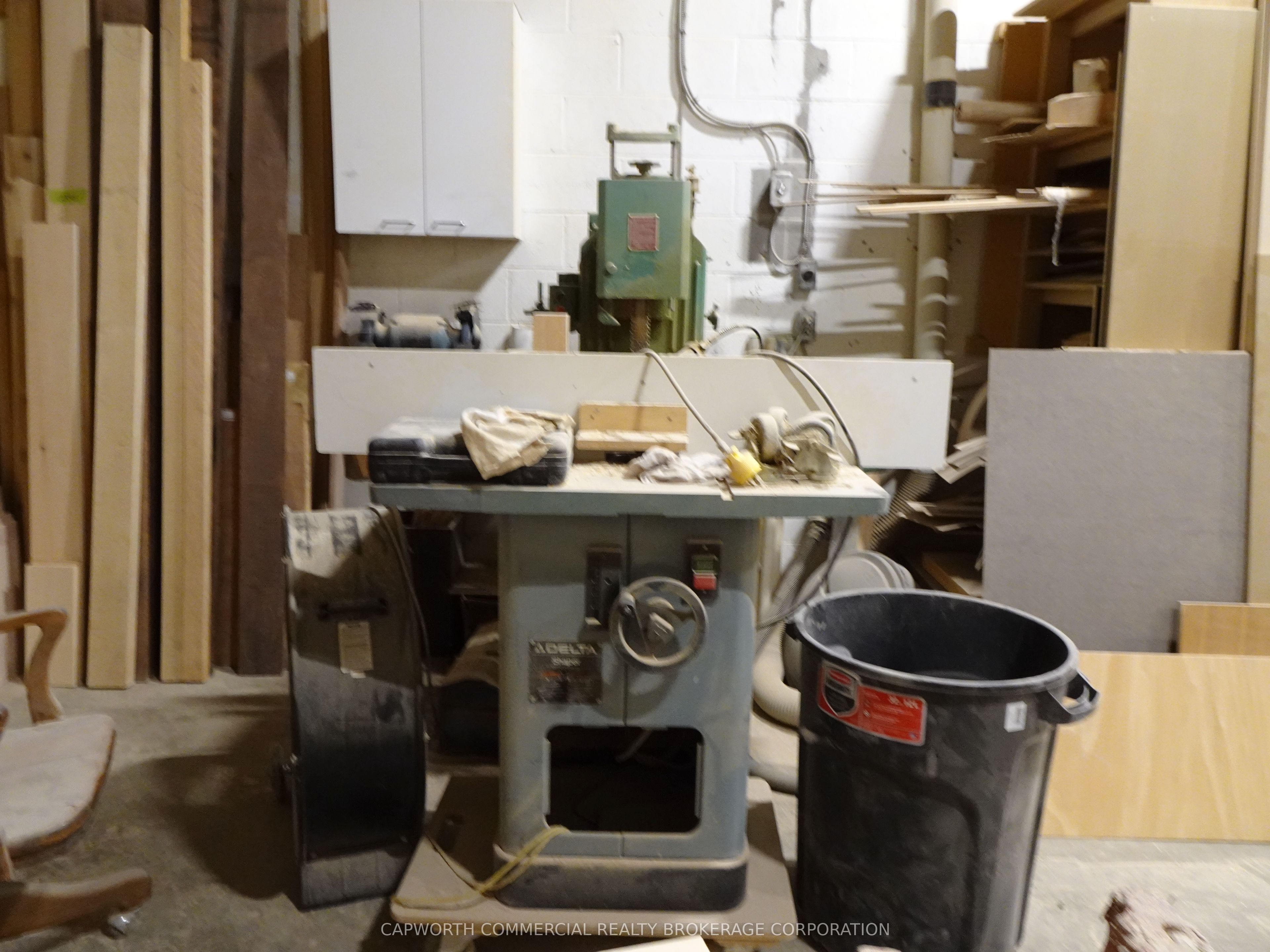 X12111813 Property Photo 6