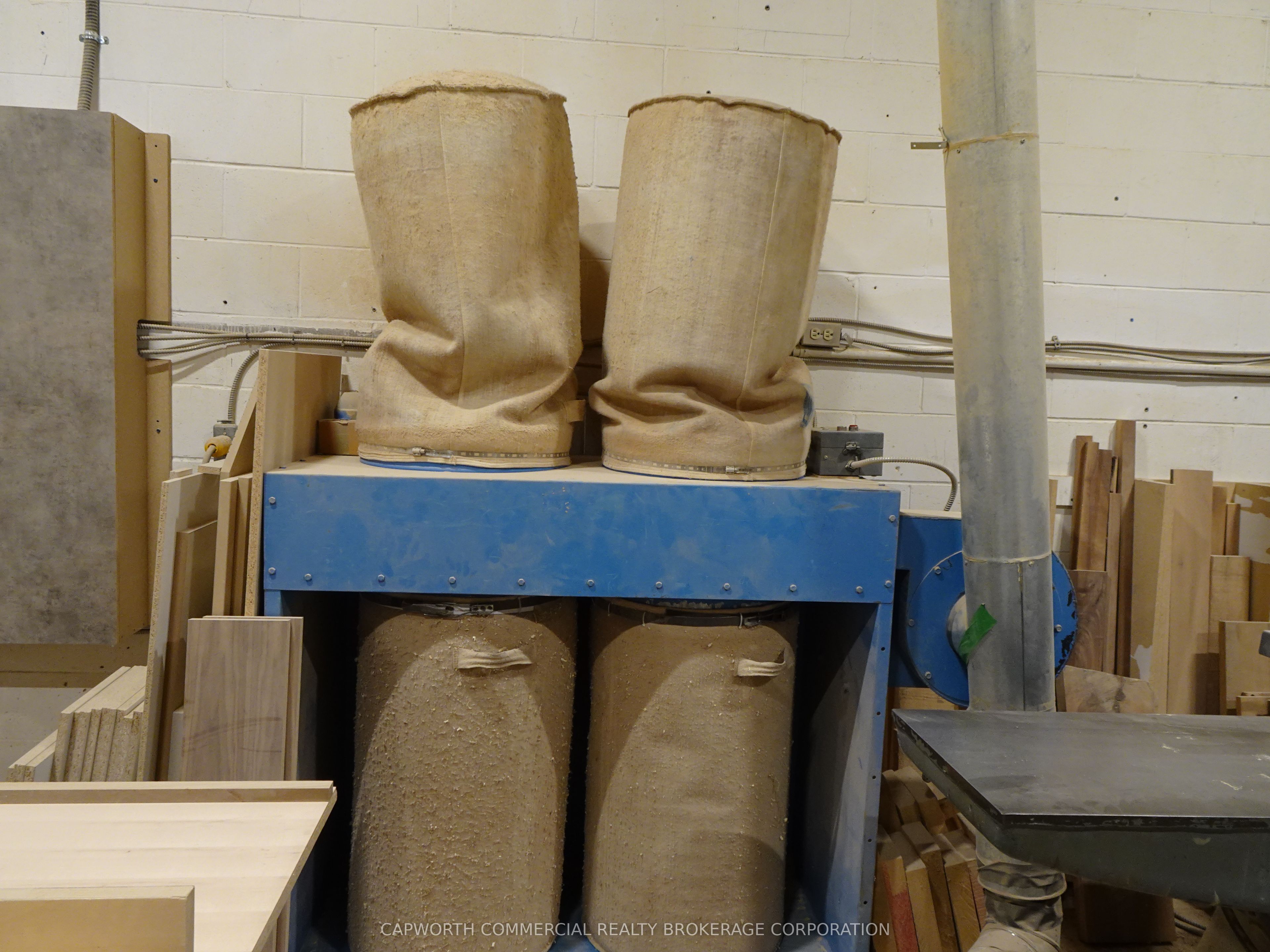 X12111813 Property Photo 7