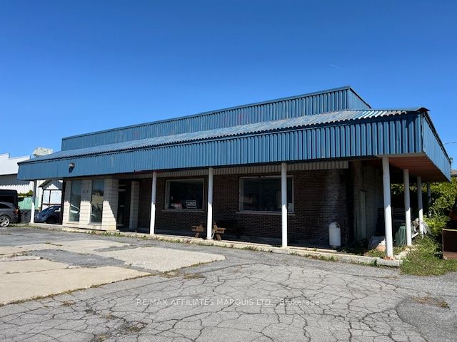 1255 Pitt Street Property Photo 2