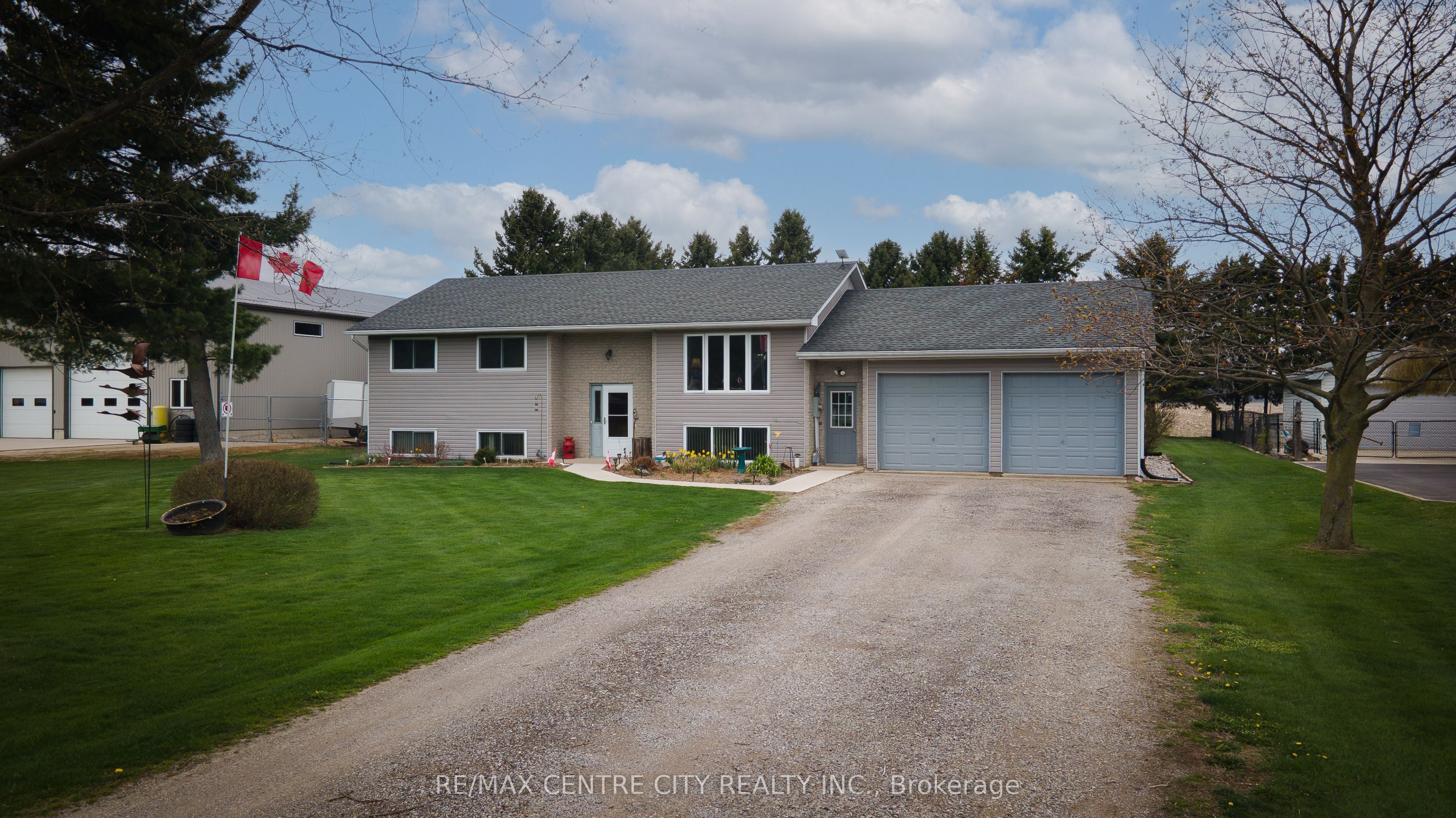 49464 Nova Scotia Line Property Photo 1