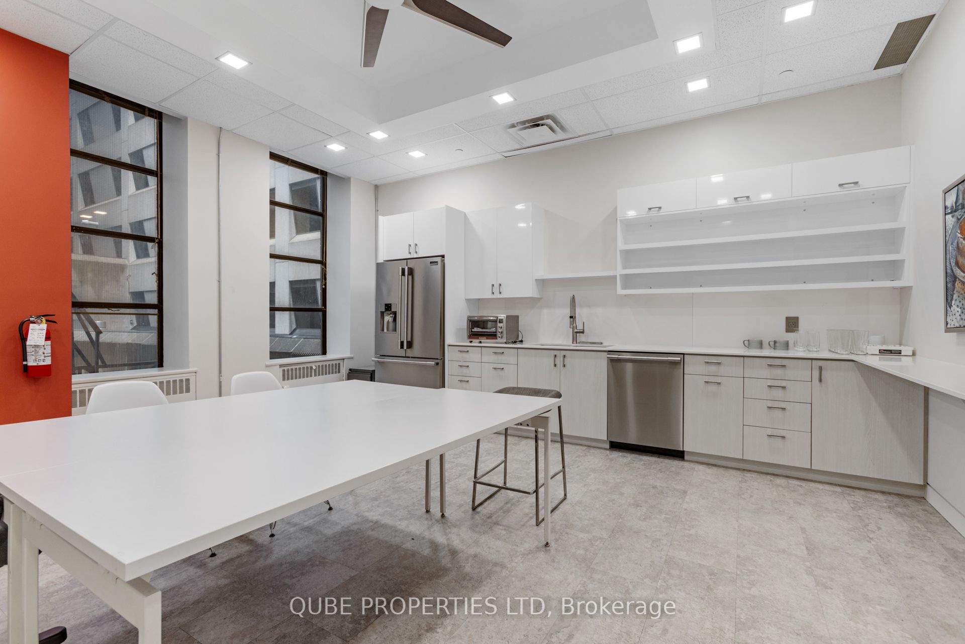 #2nd Floor - 96-108 Bank Street Property Photo 6