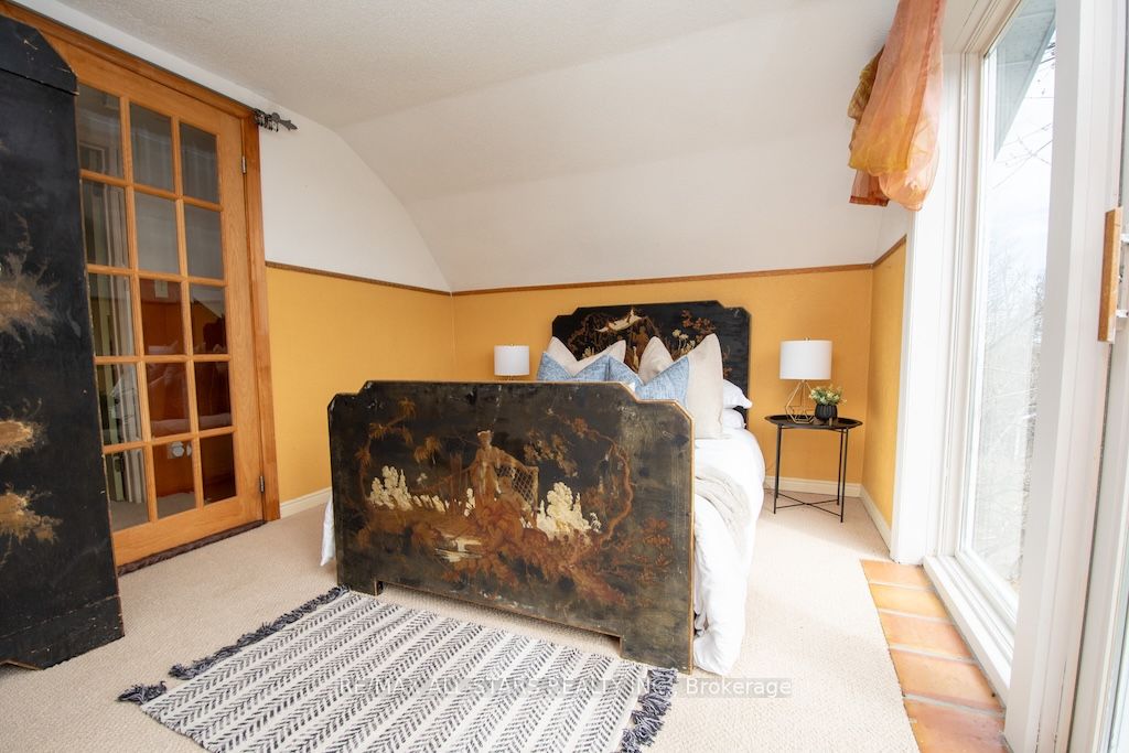1013 Highway 7a Property Photo 19