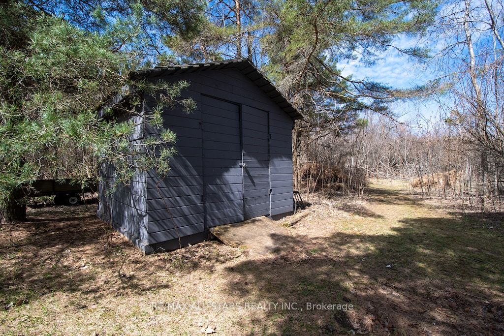 1013 Highway 7a Property Photo 32