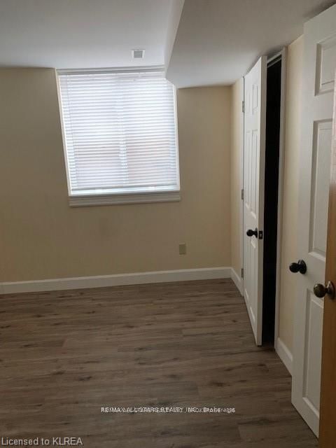 12 Parkway (lower) Avenue Property Photo 2