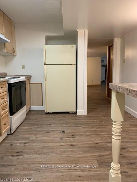 12 Parkway (lower) Avenue Property Photo 6