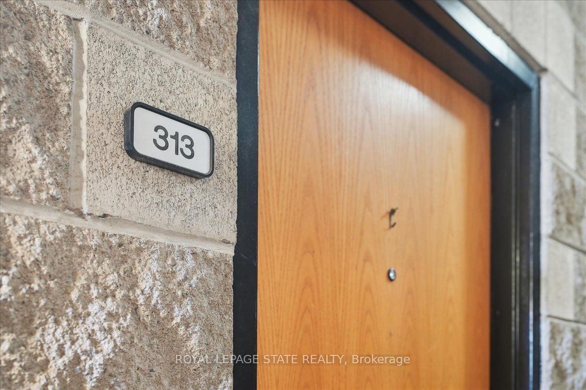 50 Main Street 313 Property Photo 7