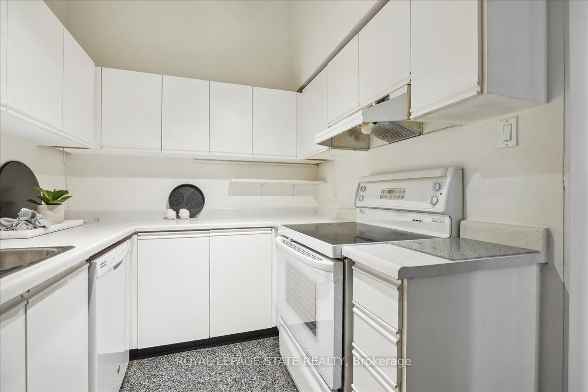 50 Main Street 313 Property Photo 21