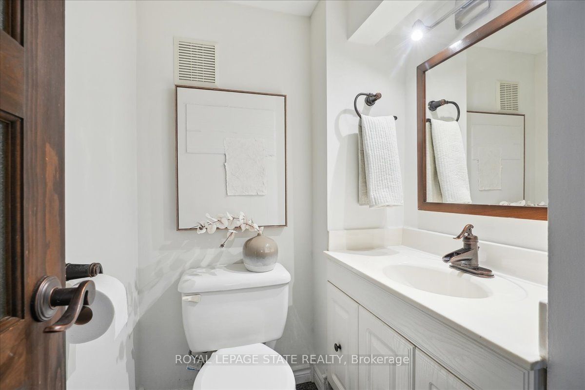 50 Main Street 313 Property Photo 25