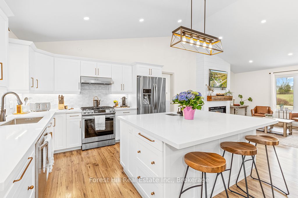 182 Alma Street Property Photo 13