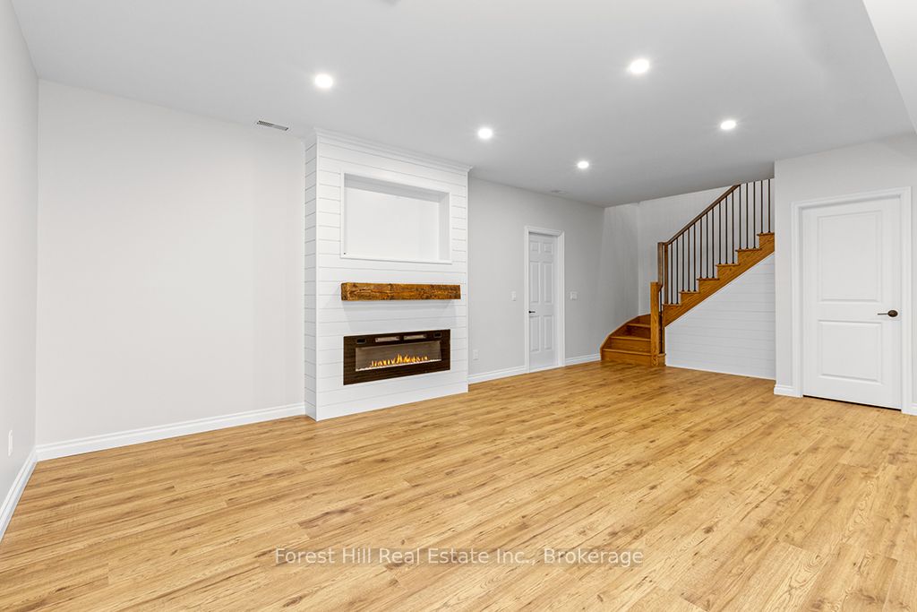 182 Alma Street Property Photo 33