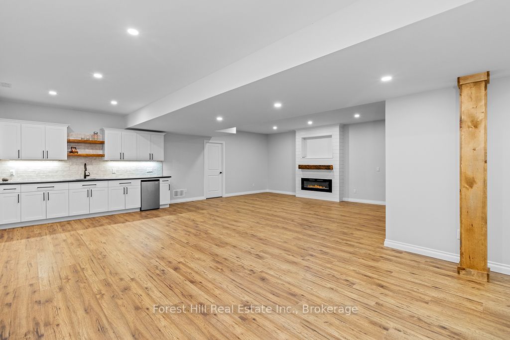 182 Alma Street Property Photo 36