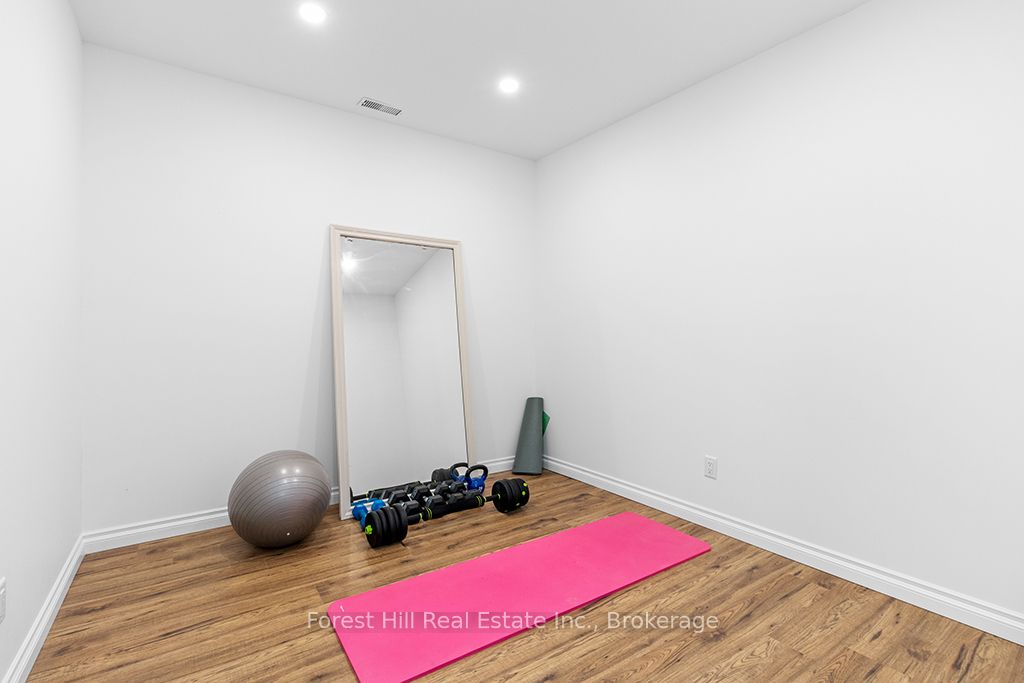 182 Alma Street Property Photo 39