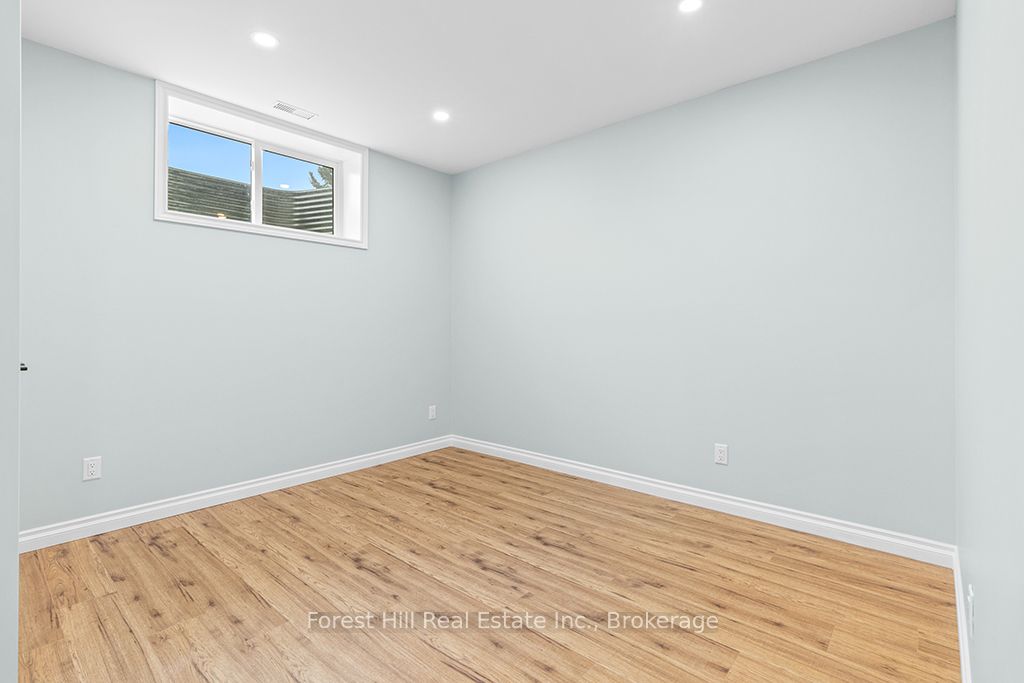 182 Alma Street Property Photo 40