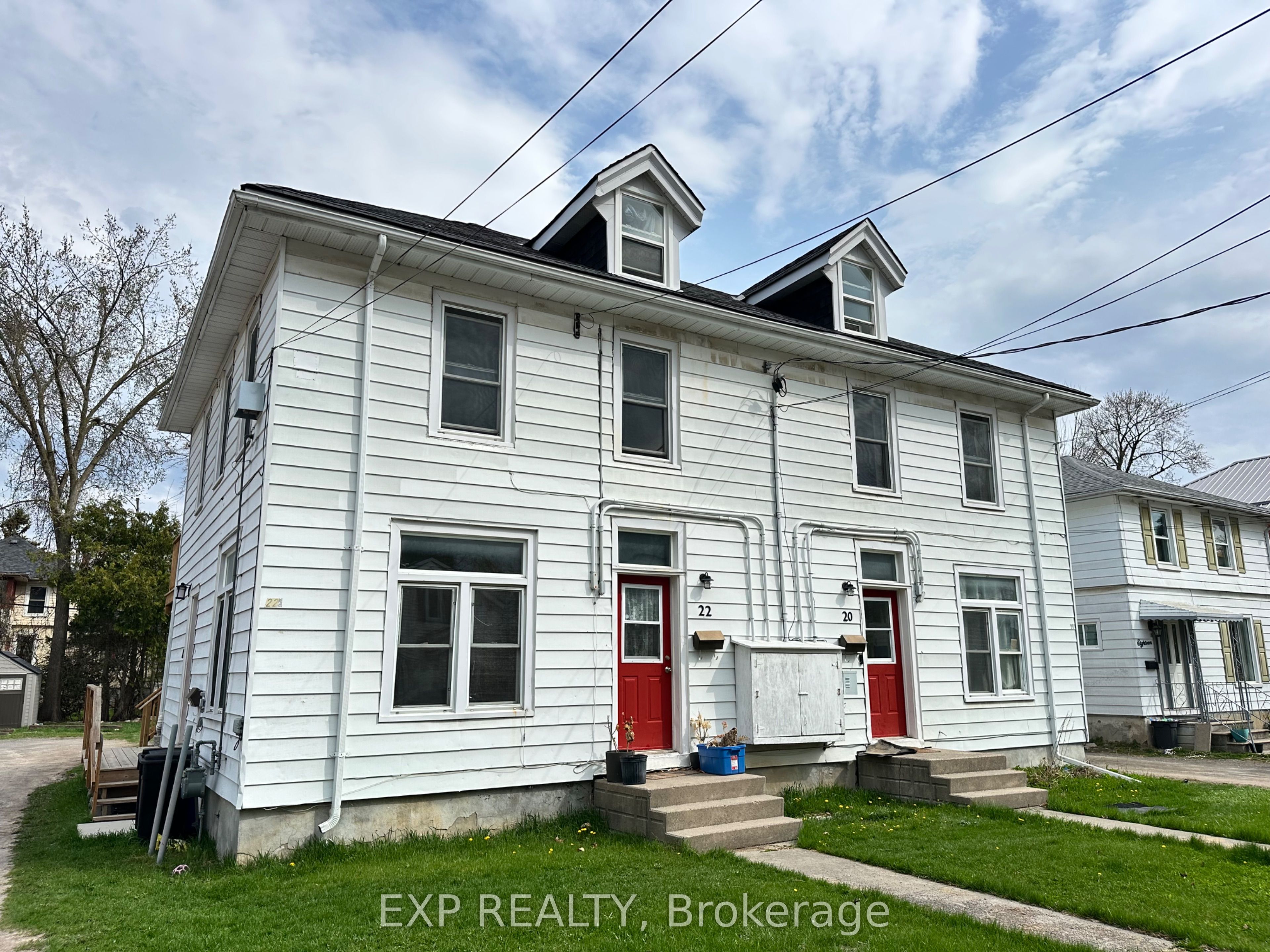 22a Charlotte Street Property Photo 1